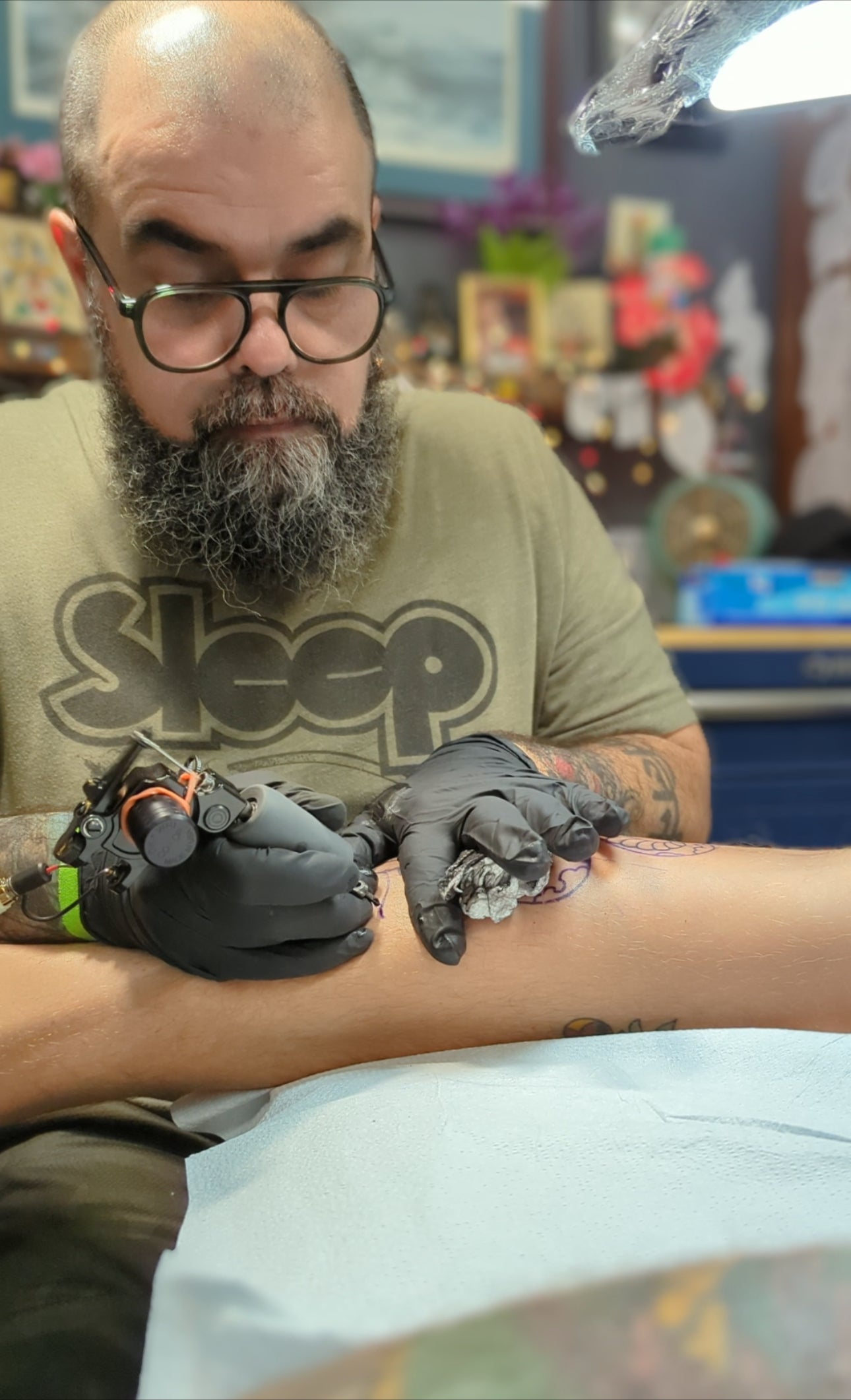 Underground Ink Underground ink tattoo and piercing - Bronctattooaus.com